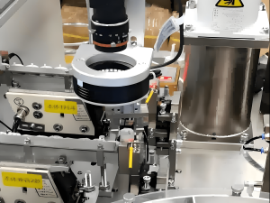 Машина за сглобяване на спирачки на въртене